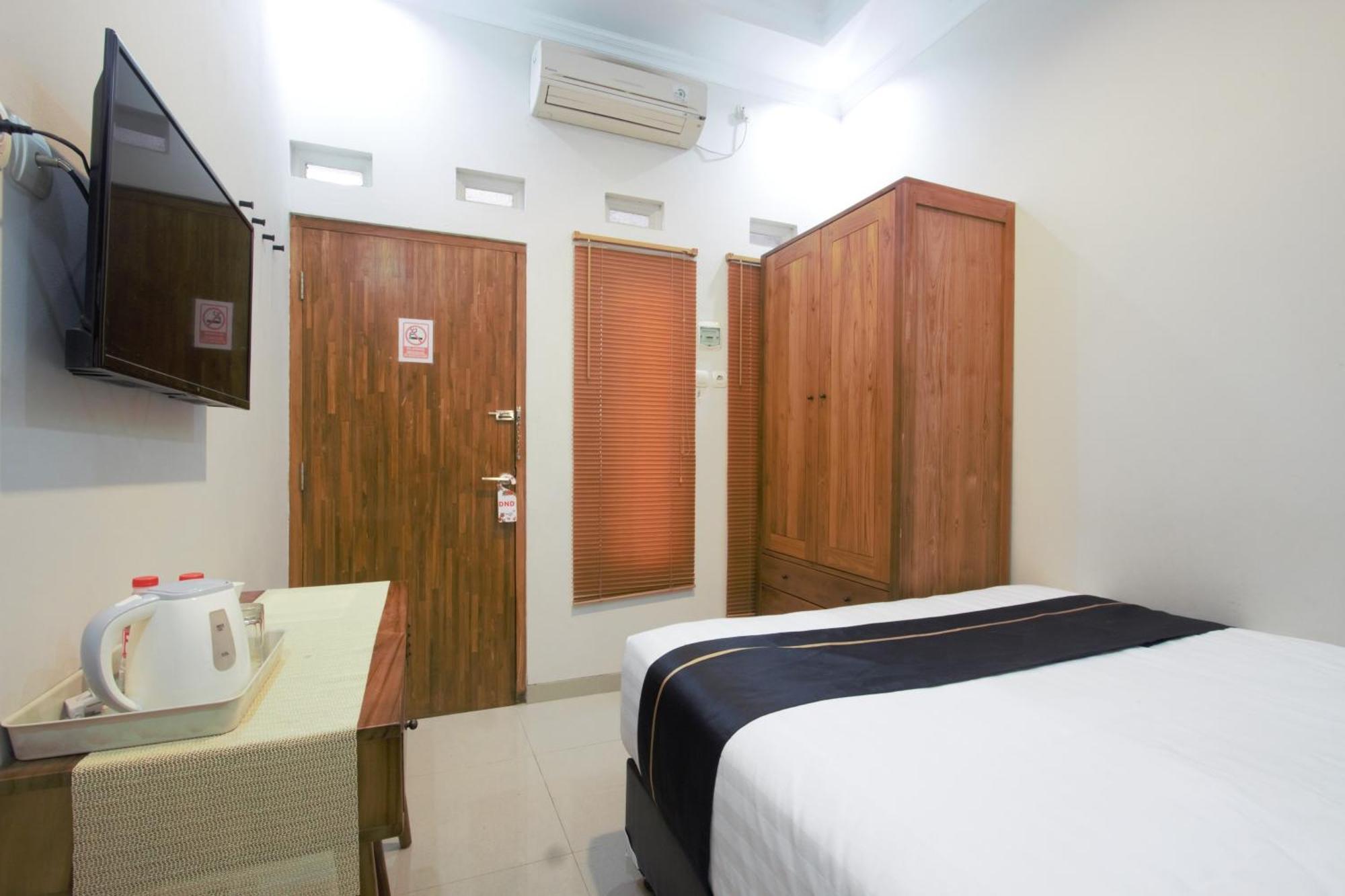 Cendhani Raras Residence Pakualaman Εξωτερικό φωτογραφία
