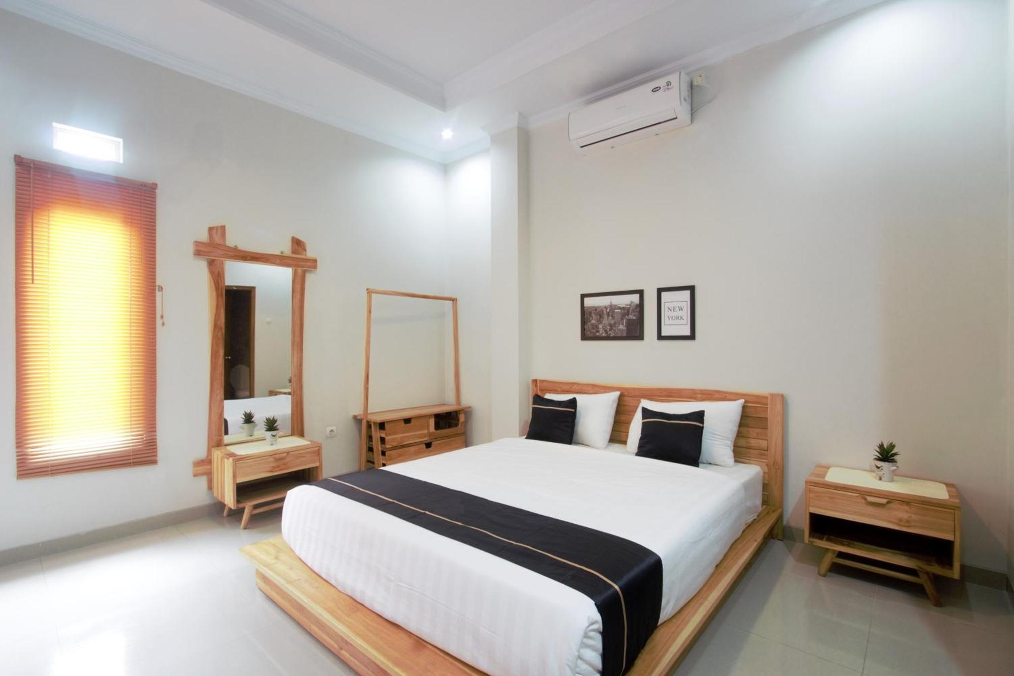Cendhani Raras Residence Pakualaman Εξωτερικό φωτογραφία