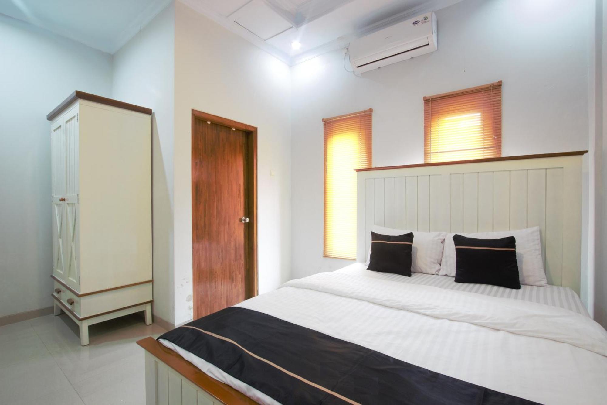 Cendhani Raras Residence Pakualaman Εξωτερικό φωτογραφία