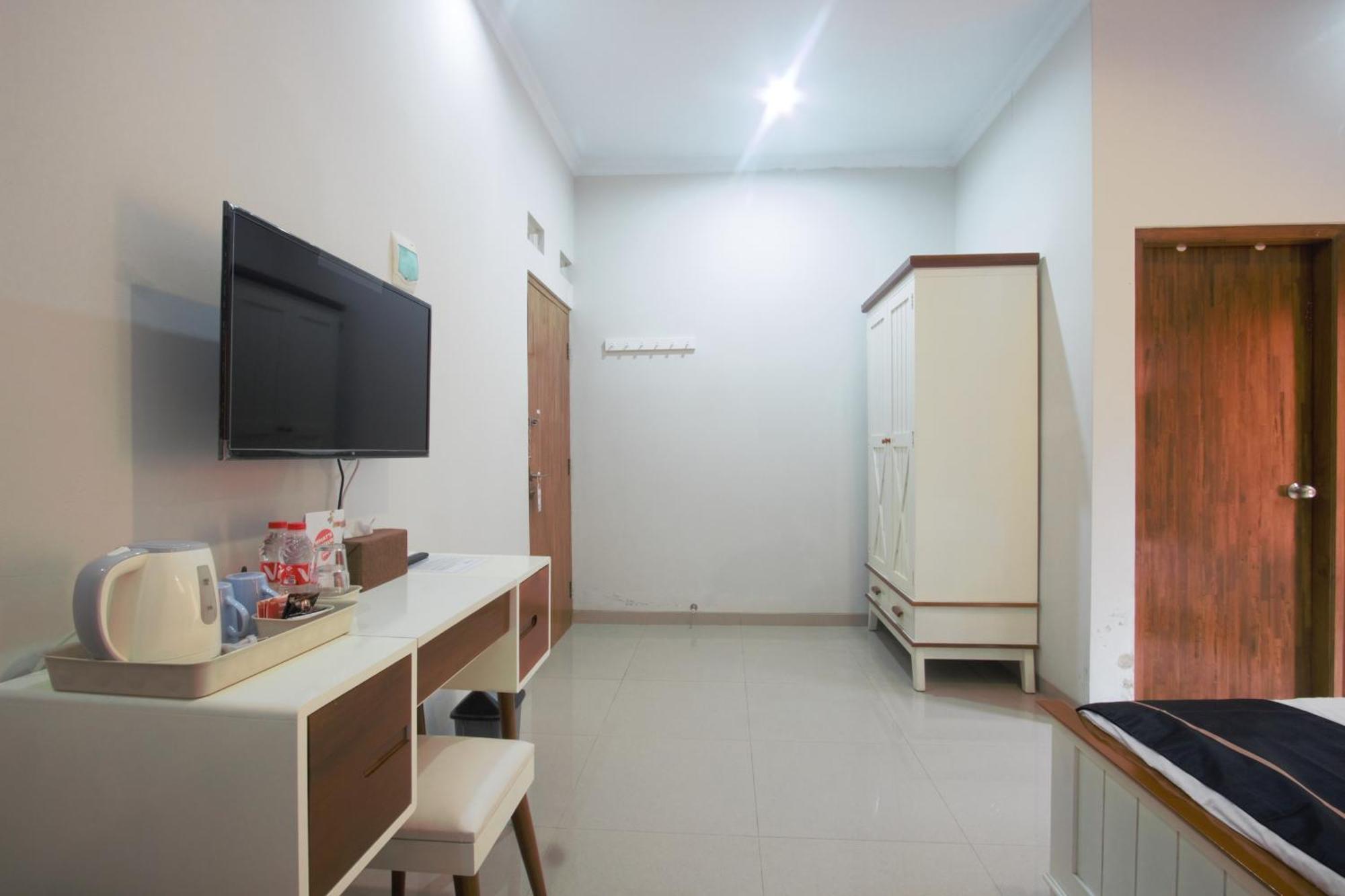 Cendhani Raras Residence Pakualaman Εξωτερικό φωτογραφία
